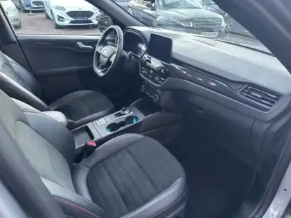 Photo 10 Ford Kuga Gén. III Ph1 ST-Line X 5