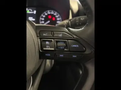 Photo 6 Toyota Yaris  116h Dynamic Business 5p + Programme Beyond Zero Academy MY22