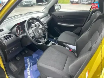 Photo 14 Suzuki Swift  1.2 DUALJET HYBRID 83CH PACK