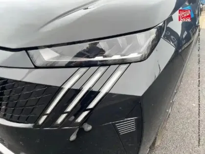 Photo 12 Peugeot 5008  Hybrid 145ch GT e-DCS6