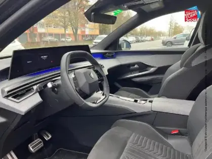 Photo 29 Peugeot 5008  Hybrid 145ch GT e-DCS6