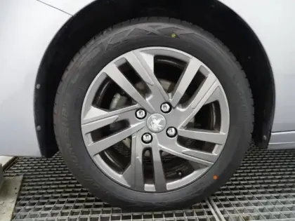 Photo 9 Peugeot 208  1.2 PureTech 75ch S&S Active Business