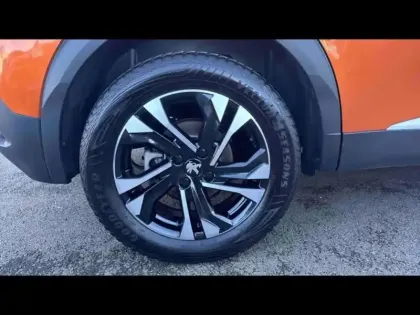 Photo 11 Peugeot 2008  e- 136ch Style