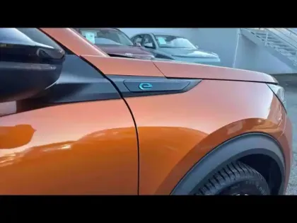 Photo 8 Peugeot 2008  e- 136ch Style