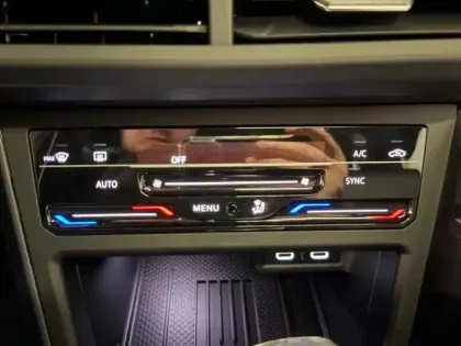 Photo 10 Volkswagen Polo  1.0 TSI 116ch R-Line DSG7