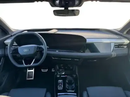 Photo 20 Audi Q6 E-tron  e-tron 306ch performance S line