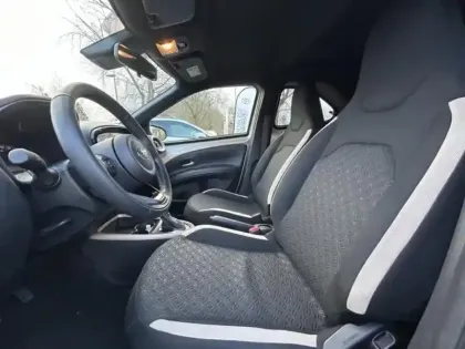 Photo 7 Toyota Aygo  X 1.0 VVT-i 72ch Design S-CVT MY23