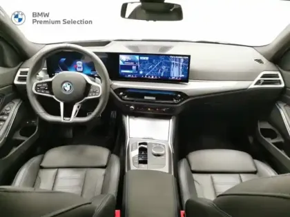 Photo 9 BMW Serie 3 Série 3 330eA 292ch M Sport