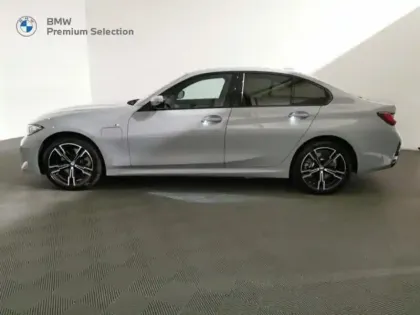 Photo 6 BMW Serie 3 Série 3 330eA 292ch M Sport
