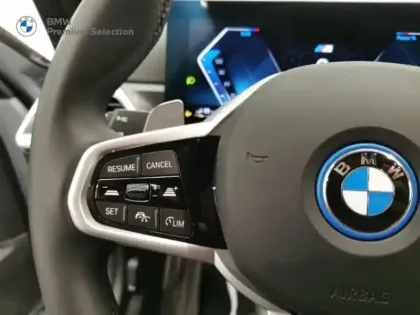 Photo 12 BMW Serie 3 Série 3 330eA 292ch M Sport