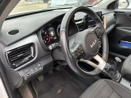 Photo 8 Kia Stonic  1.0 T-GDi 100ch Active