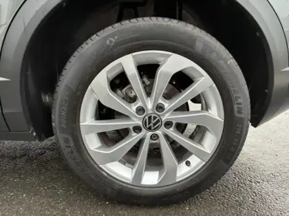 Photo 3 Volkswagen T-roc  1.0 TSI 110ch Life