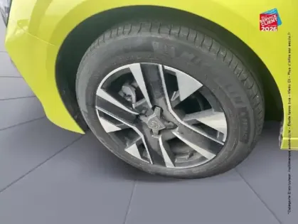 Photo 9 Peugeot 208  1.2 Hybrid 110ch Allure e-DCS6