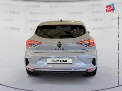 Photo 6 Renault Clio  1.6 E-Tech 145ch full hybrid esprit Alpine - 24
