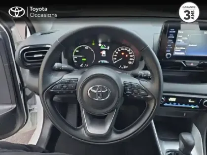 Photo 8 Toyota Yaris  116h Dynamic 5p MY22