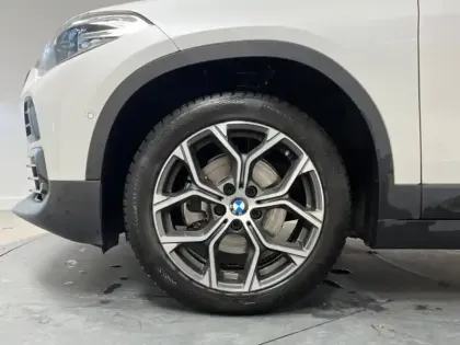 Photo 7 BMW X2  sDrive18dA 150ch Business Design Euro6d-T