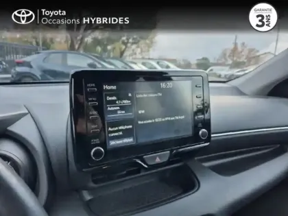 Photo 14 Toyota Yaris  116h Design 5p MY22