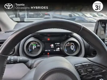 Photo 12 Toyota Yaris  116h Design 5p MY22