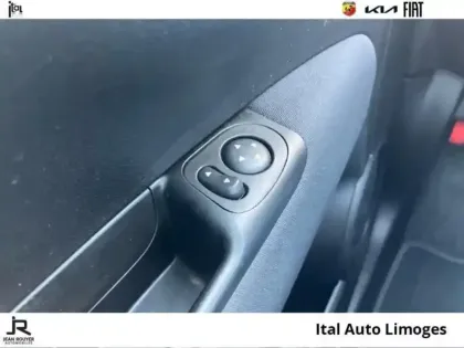 Photo 12 Fiat 500  1.0 70ch BSG S&S  Club