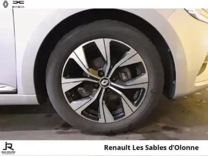 Photo 7 Renault Clio  1.0 TCe 100ch Evolution GPL