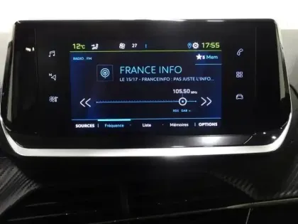 Photo 14 Peugeot 208  e- 136ch Allure