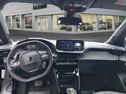 Photo 8 Peugeot 2008  1.2 Hybrid 136ch Allure e-DCS6