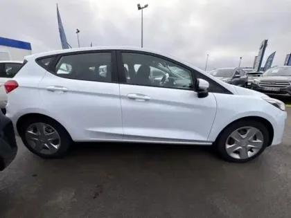 Photo 3 Ford Fiesta  1.5 TDCi 85 ch Connect Business Nav 5p