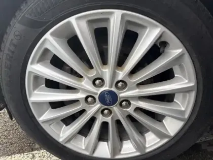 Photo 8 Ford C-Max  1.0 EcoBoost 125 ch Stop&Start Titanium