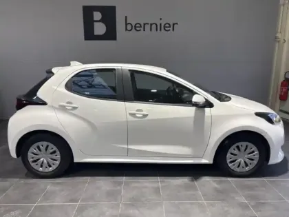 Photo 2 Toyota Yaris  116h Dynamic 5p MY22