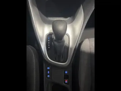 Photo 12 Toyota Yaris  116h Dynamic 5p MY22