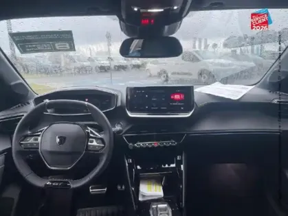 Photo 29 Peugeot 208  e- 136ch GT