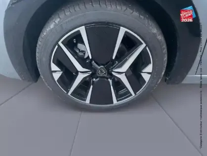 Photo 24 Peugeot 208  e- 136ch GT