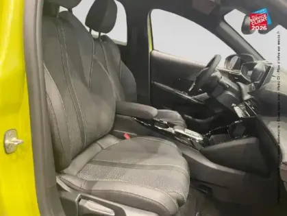 Photo 19 Peugeot 208  e- 136ch GT