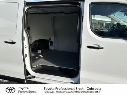 Photo 6 Toyota Proace  Medium 1.5 D-4D 120 Start MY25