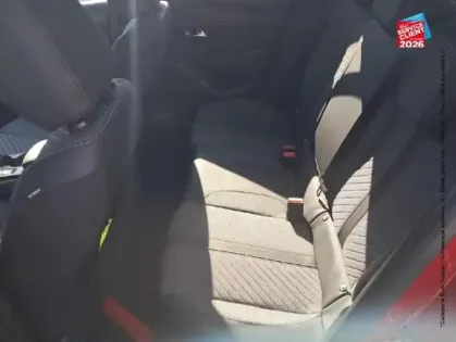 Photo 10 Peugeot 208  1.2 Hybrid 110ch Envy e-DCS6