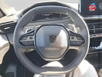 Photo 26 Peugeot 208  1.2 Hybrid 110ch Envy e-DCS6