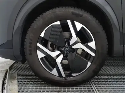 Photo 9 Peugeot 2008  1.2 PureTech 100ch S&S Allure