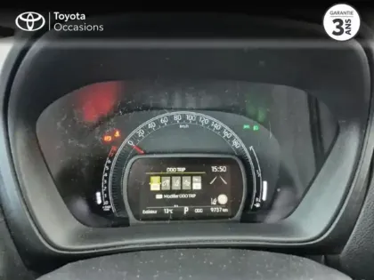 Photo 13 Toyota Aygo  X 1.0 VVT-i 72ch Design S-CVT