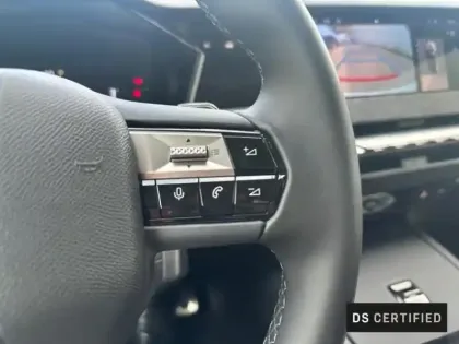 Photo 9 DS DS 4  Hybride 136ch Etoile Nappa Automatique