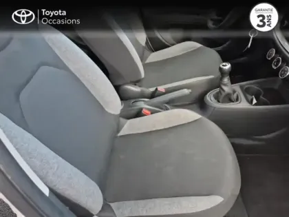 Photo 5 Toyota Aygo  X 1.0 VVT-i 72ch Dynamic