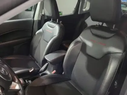 Photo 8 Jeep Compass  1.3 GSE T4 240ch Trailhawk 4xe PHEV AT6