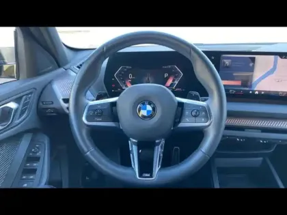 Photo 11 BMW Serie 1 Série 1 120A 170ch M Sport DKG7