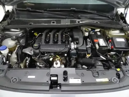 Photo 10 Peugeot 208  1.2 PureTech 75ch S&S Active Business