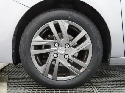 Photo 9 Peugeot 208  1.2 PureTech 75ch S&S Active Business