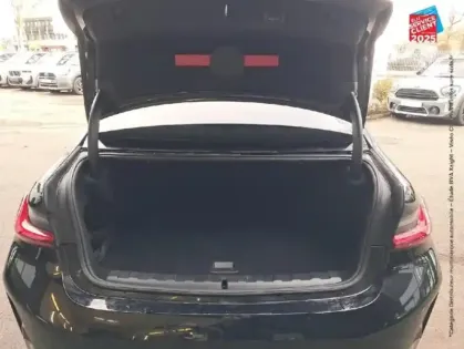 Photo 13 BMW Serie 3 Série 3 330eA 292ch M Sport