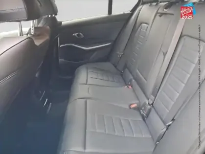 Photo 10 BMW Serie 3 Série 3 330eA 292ch M Sport