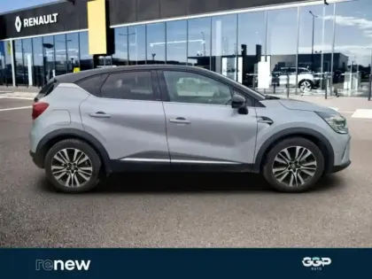 Photo 6 Renault Captur  1.6 E-Tech hybride rechargeable 160ch Initiale Paris -21