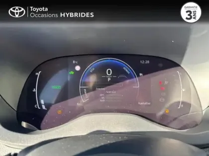 Photo 13 Toyota Yaris  Cross 116h Dynamic MY25