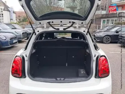 Photo 28 Mini Mini  5 Portes Cooper 136ch Edition Premium BVA7