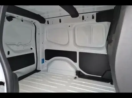 Photo 10 Renault Kangoo  Van L1 1.5 Blue dCi 95ch Advance -24